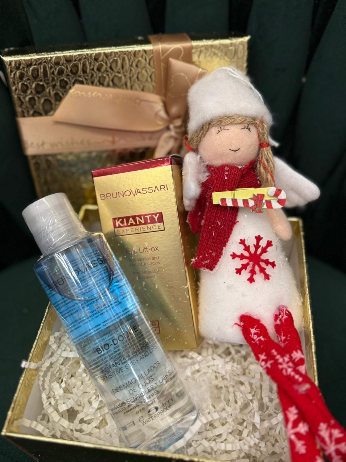 Christmas gift box _356 Lei